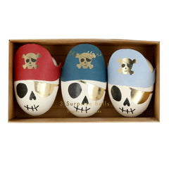 Pirate skull surprise balls