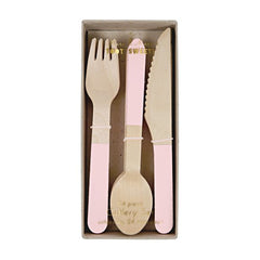 Pink wooden cutlery
