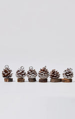 Ginger Ray Lot de 6 marque-places décoratifs de Noël en forme de pomme de pin 