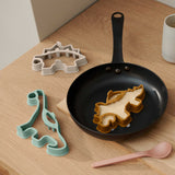 Karina pancake shape set - Dino golden caramel/multi mix