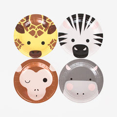 8 small safari plates